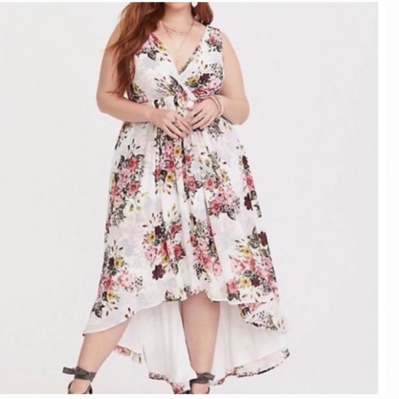 torrid Dresses & Skirts - Torrid Romantic Floral High Low Hemline Chiffon Dress Sz. 18